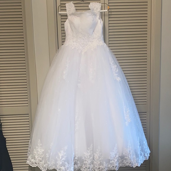 Off shoulder Wedding/Debutant/Quinceanera dress